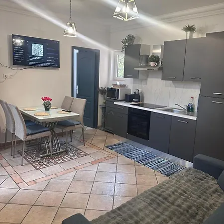 Апартаменты 3 Pieces Avec Terrasse Ideal Famille