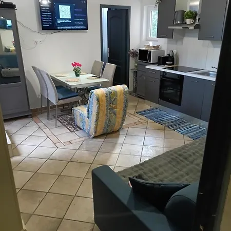 3 Pieces Avec Terrasse Ideal Famille * Μεντόν