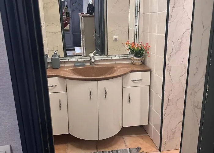 3 Pieces Avec Terrasse Ideal Famille Appartamento